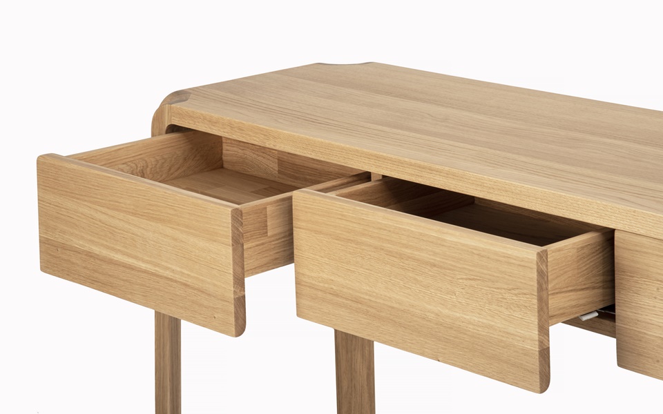 Primum Console Table 